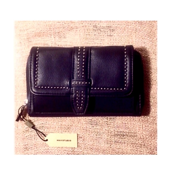 NWT Max Studio Little Stud Wallet w/Flap & Zipper - Picture 9 of 9